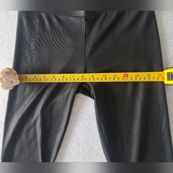 Guess Black Low Sheen Wet Look Spandex Leggings - Picture 6 of 10